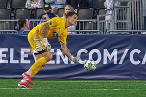 04192025_INDvCHS_m3266