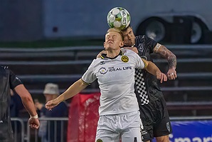 04192025_INDvCHS_m1920