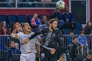 04192025_INDvCHS_m1884