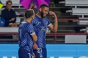 10182025_INDvLDN_m7566