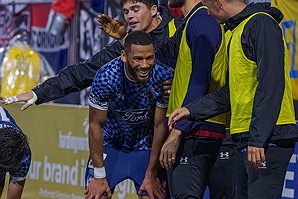 10182025_INDvLDN_m8202