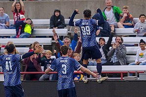 03292025_INDvCOS_m0754A