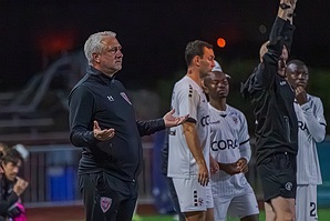 10182025_INDvLDN_m8673