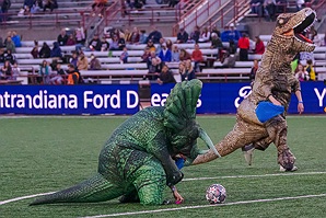 04192025_INDvCHS_m1746