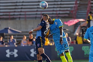 04252026_INDvUO_m6450